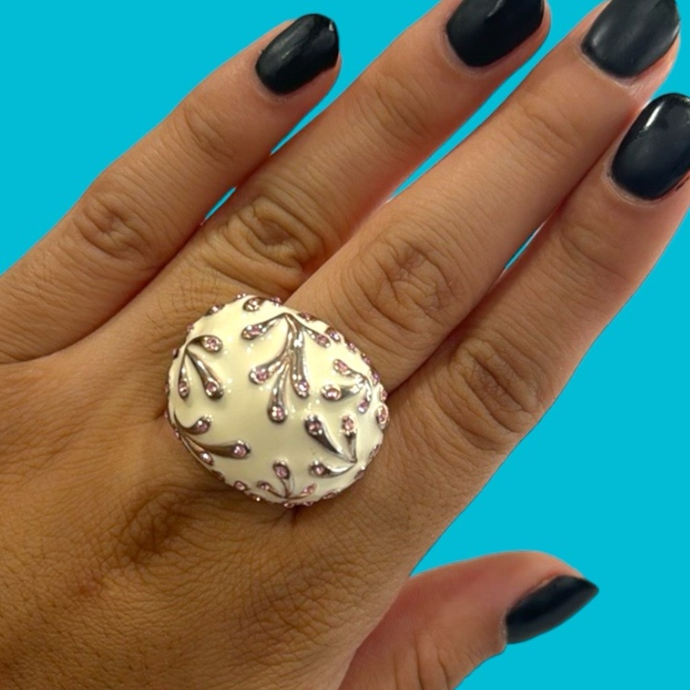 WHITE CREAM‎ ENAMEL PINK CZ SIZE 8 LARGE BLING RING